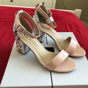 Chinese Laundry Sandals